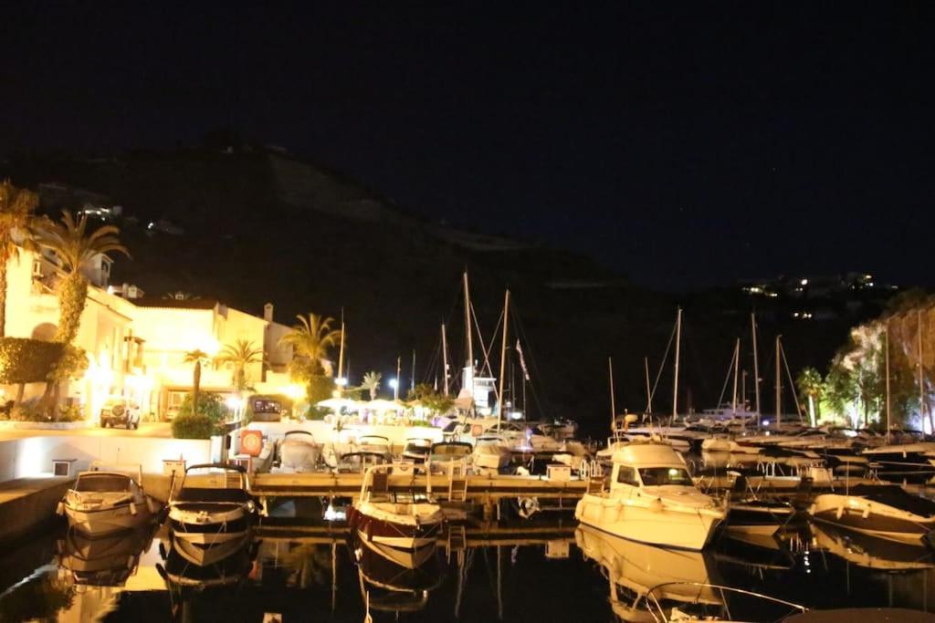 Aida En Marina Del Este Almuñécar Esterno foto